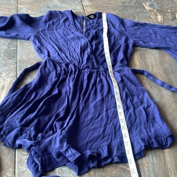 VICI Silvianna Plaid Waist Tie Romper Size Medium - Picture 16 of 16